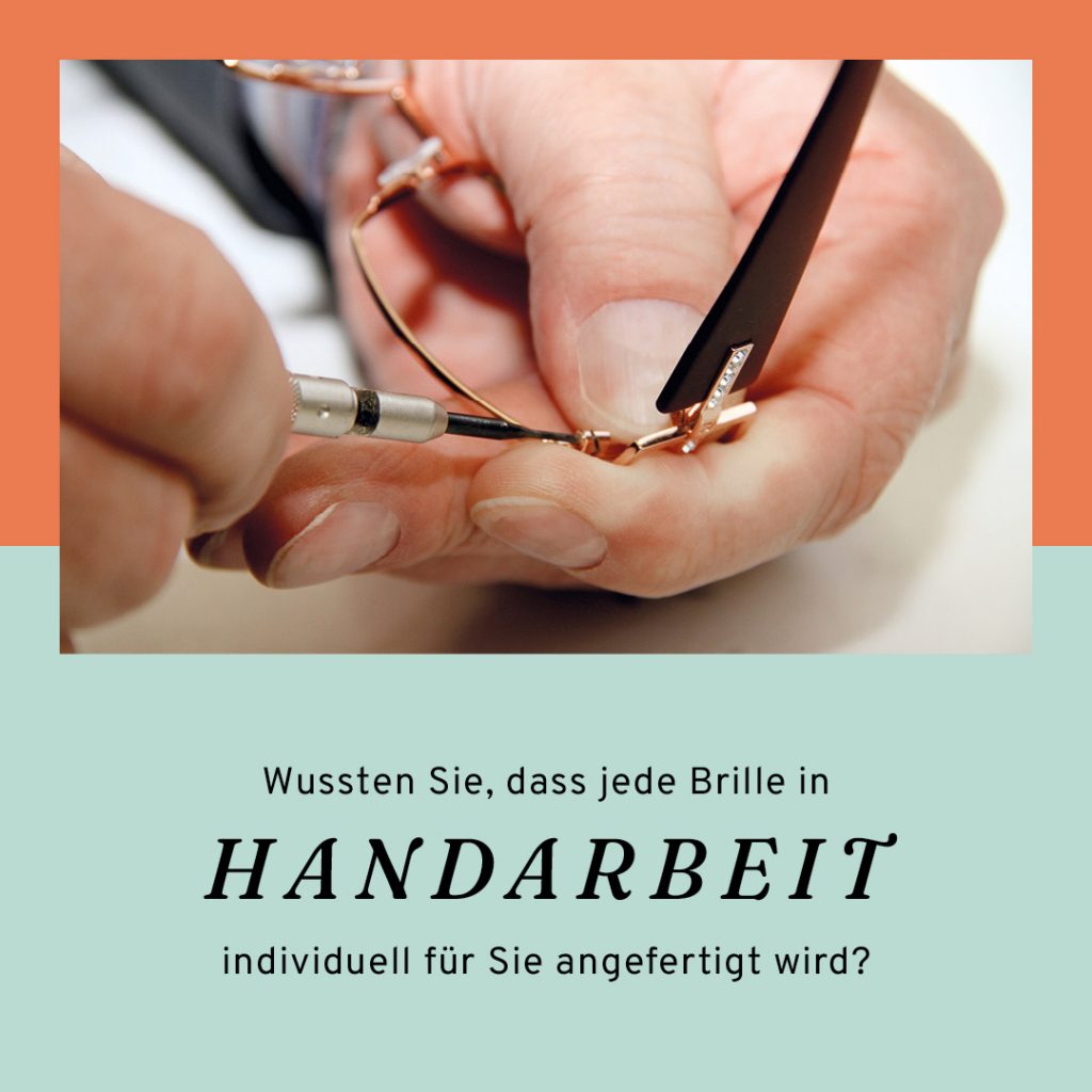 Hand mit Brillenfassung und Brillenwerkzeug